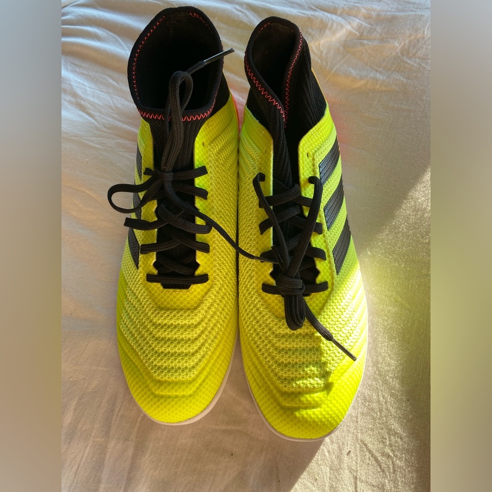 Adidas predator tango indoor